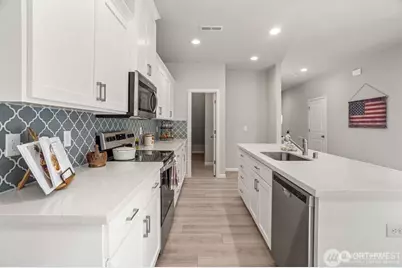 1406 60th Avenue NE, Tacoma, WA 98422 - Photo 4