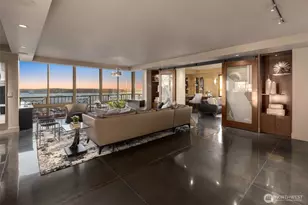 111 W Highland Dr, Seattle, WA 98119 - Photo 4