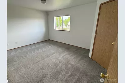 1608 1610 E 34th Street #B, Tacoma, WA 98404 - Photo 8