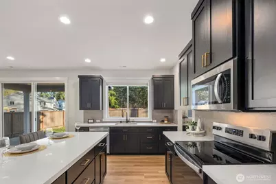 1307 60th Avenue NE, Tacoma, WA 98422 - Photo 6