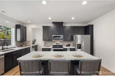 1307 60th Avenue NE, Tacoma, WA 98422 - Photo 8