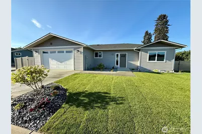 2526 1st Street SE, East Wenatchee, WA 98802 - Photo 1