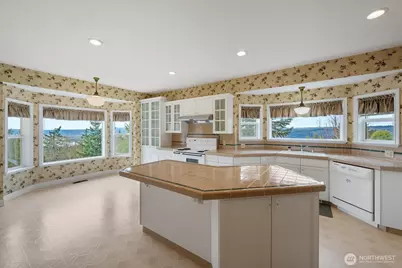 1045 Taylor Road, Kalama, WA 98625 - Photo 16