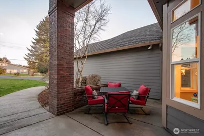 10808 NE 192nd Ave, Brush Prairie, WA 98606 - Photo 2