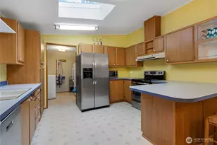 900 29th St SE, Auburn, WA 98002 - Photo 8