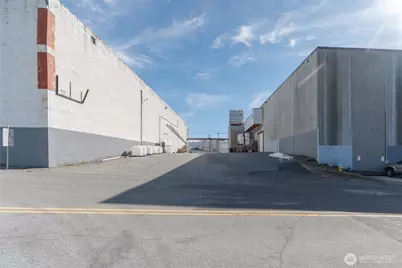 153 Totem Pole Rd, Manson, WA 98831 - Photo 16