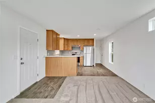 18320 35th Pl S, SeaTac, WA 98188 - Photo 6