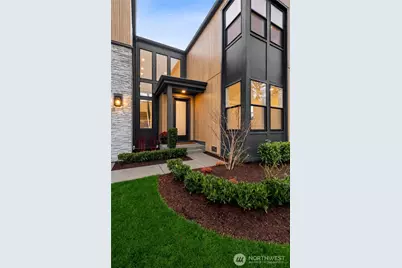 8425 137th Avenue SE #4, Newcastle, WA 98059 - Photo 16