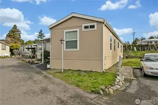 18054 36th Ave S, SeaTac, WA 98188 - Photo 2