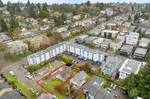 3644 Greenwood Ave N, Seattle, WA 98103 - Photo 8