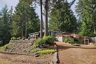 60 N Diamond Head Dr, Lilliwaup, WA 98555 - Photo 2