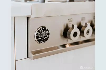 1340 4th Avenue #5803, Seattle, WA 98101 - Photo 12