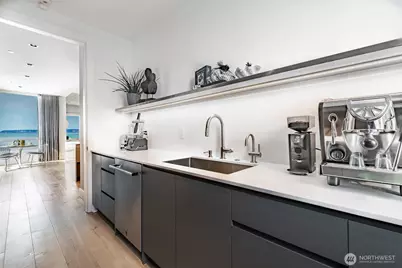 9545 Semiahmoo Parkway #201, Blaine, WA 98230 - Photo 14