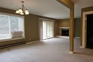 13626 NE 7th St, Bellevue, WA 98005 - Photo 6