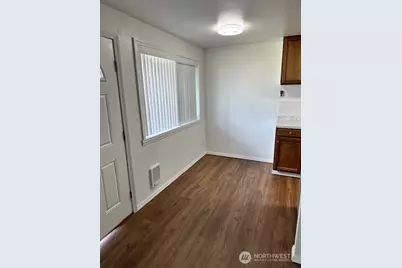 11108 Sheridan Avenue S, Tacoma, WA 98444 - Photo 8