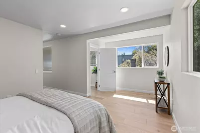 1825 112th Avenue NE, Bellevue, WA 98004 - Photo 28