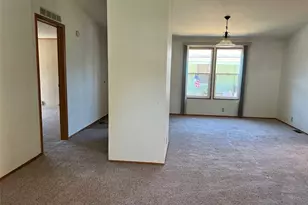 156 NE Zodiac Ln, Bremerton, WA 98311 - Photo 8