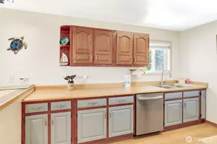 210 NW 26th St, Long Beach, WA 98631 - Photo 6