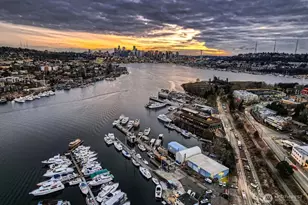 2309 N Northlake Way, Seattle, WA 98103 - Photo 8