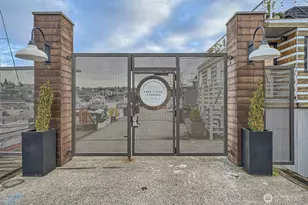 2309 N Northlake Way, Seattle, WA 98103 - Photo 2