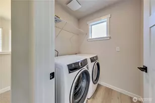 5077 NW Cedarside Loop, Silverdale, WA 98383 - Photo 18