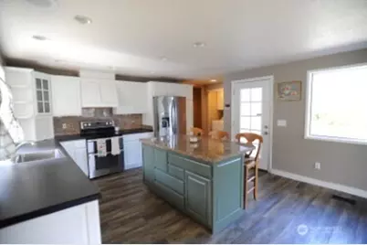 2210 Martin Road, Mount Vernon, WA 98273 - Photo 18