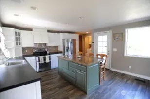 2210 Martin Rd, Mount Vernon, WA 98273 - Photo 18