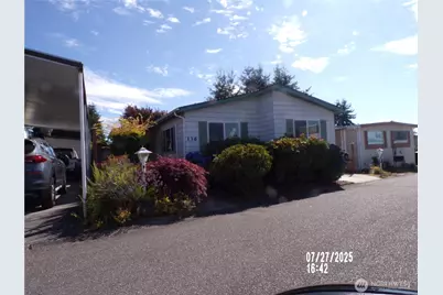 1415 84th Street SE #136, Everett, WA 98208 - Photo 1