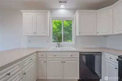 642 E Pioneer Loop, La Center, WA 98629 - Photo 14