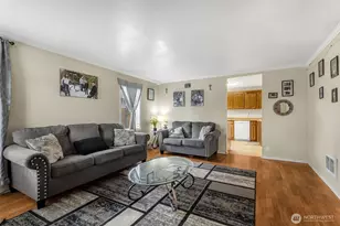 861 S 72nd St, Tacoma, WA 98408 - Photo 4