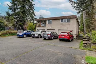 4509 Eastern Ave N, Seattle, WA 98103 - Photo 2