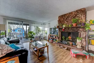 4509 Eastern Ave N, Seattle, WA 98103 - Photo 6