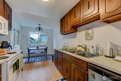 4509 Eastern Avenue N #1-3, Seattle, WA 98103 - Photo 22