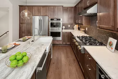 10823 (Hs 94) 120th Lane NE #E, Kirkland, WA 98033 - Photo 16