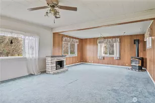 77 S Welcome Slough, Cathlamet, WA 98612 - Photo 2