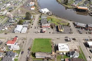 219 Lincoln St, Hoquiam, WA 98550 - Photo 1