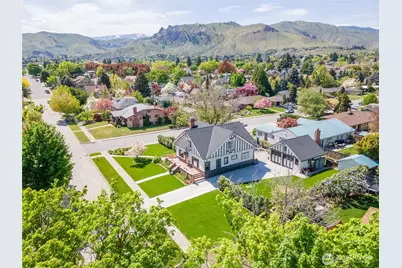 124 S Franklin Avenue, Wenatchee, WA 98801 - Photo 4