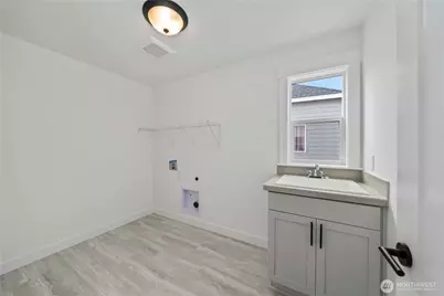 5702 Thornhill Avenue SW, Port Orchard, WA 98367 - Photo 32