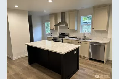 131 E Kingston Way, Shelton, WA 98584 - Photo 6