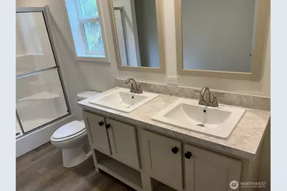 131 E Kingston Way, Shelton, WA 98584 - Photo 12