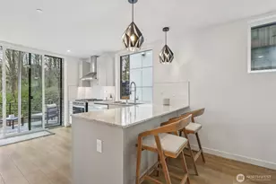 8638 39th Ave S, Seattle, WA 98118 - Photo 8