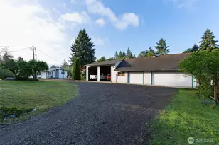 135 NW Walker Rd, Poulsbo, WA 98370 - Photo 4