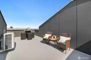 2019 W Bertona, Seattle, WA 98199 - Photo 22