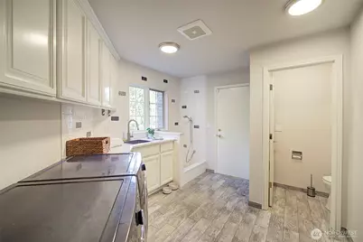 13799 NE 32 Place NE, Bellevue, WA 98005 - Photo 36