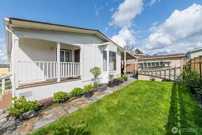 1120 S 25th Street #39, Mount Vernon, WA 98274 - Photo 2