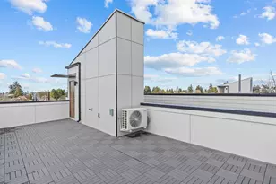 8324 16th Ave NW, Seattle, WA 98117 - Photo 18