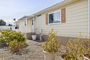 55 Juniper Mobile Estates, Sequim, WA 98382 - Photo 36