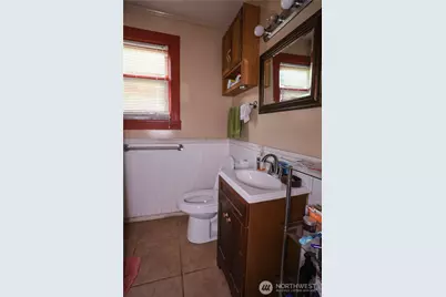 811 W Market Street, Aberdeen, WA 98520 - Photo 12