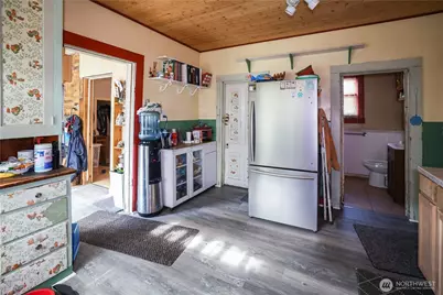 811 W Market Street, Aberdeen, WA 98520 - Photo 8