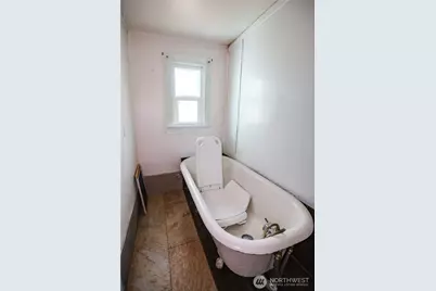 811 W Market Street, Aberdeen, WA 98520 - Photo 28